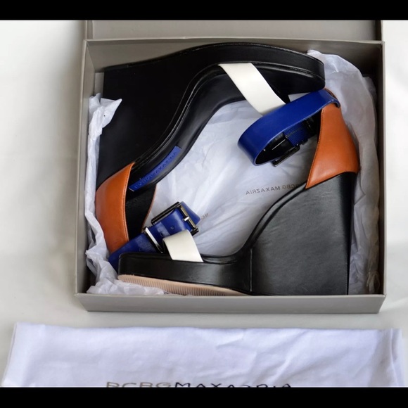 NWB BGBGMazria Blocked Wedge Sandal 8.5M Orig$250 - Picture 5 of 9